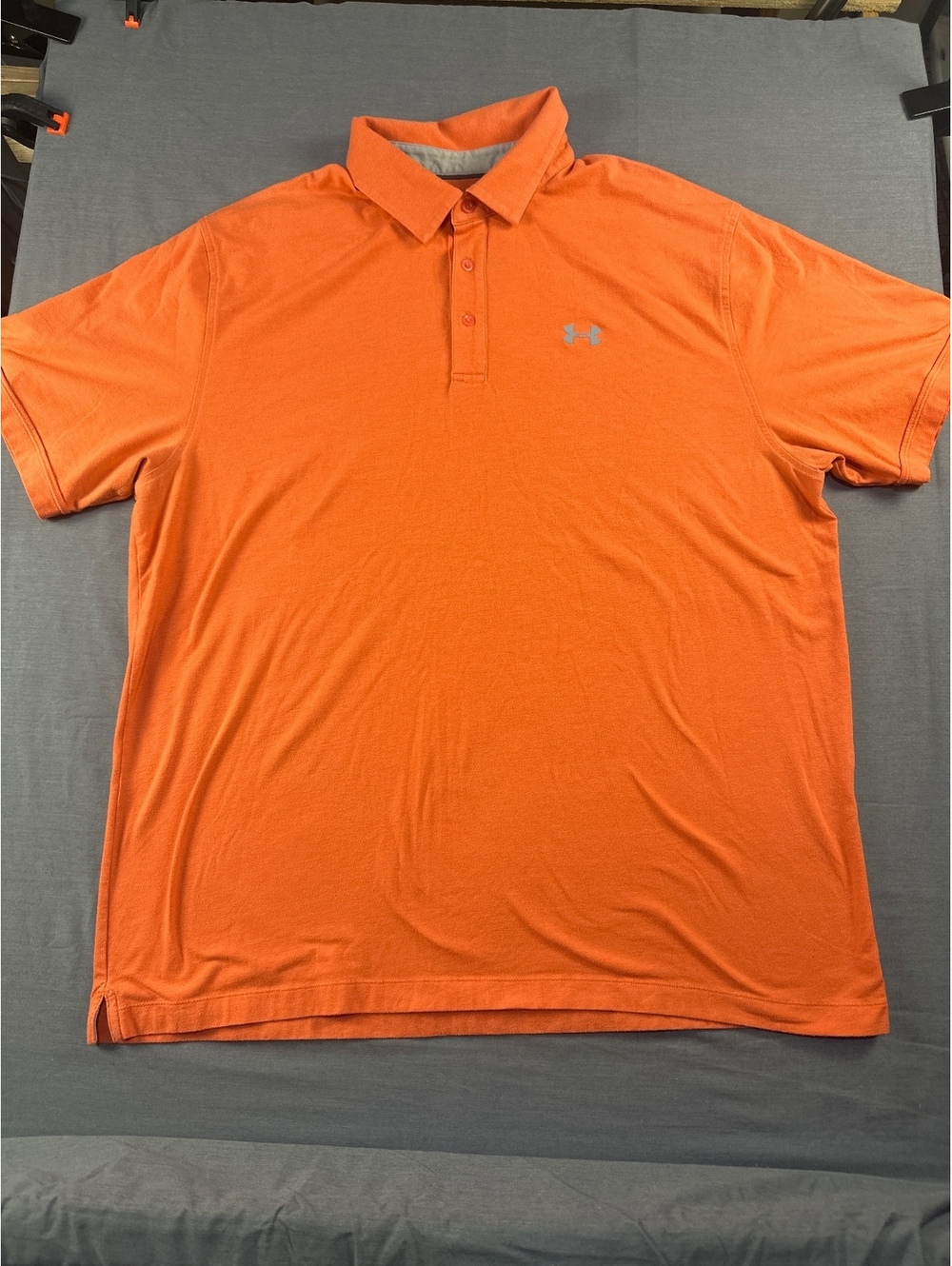 Under Armour Men's Coral HeatGear Polo Shirt 2XL Loose Fit